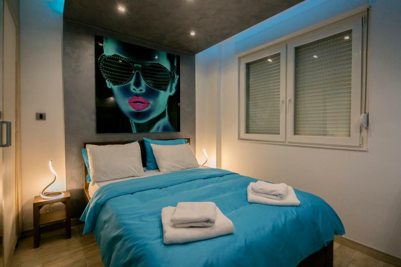 Cosmopolitan One Apartment Belgrado Buitenkant foto