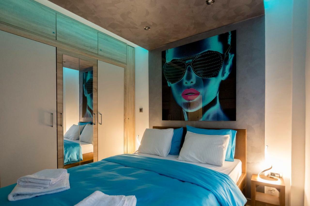 Cosmopolitan One Apartment Belgrado Buitenkant foto