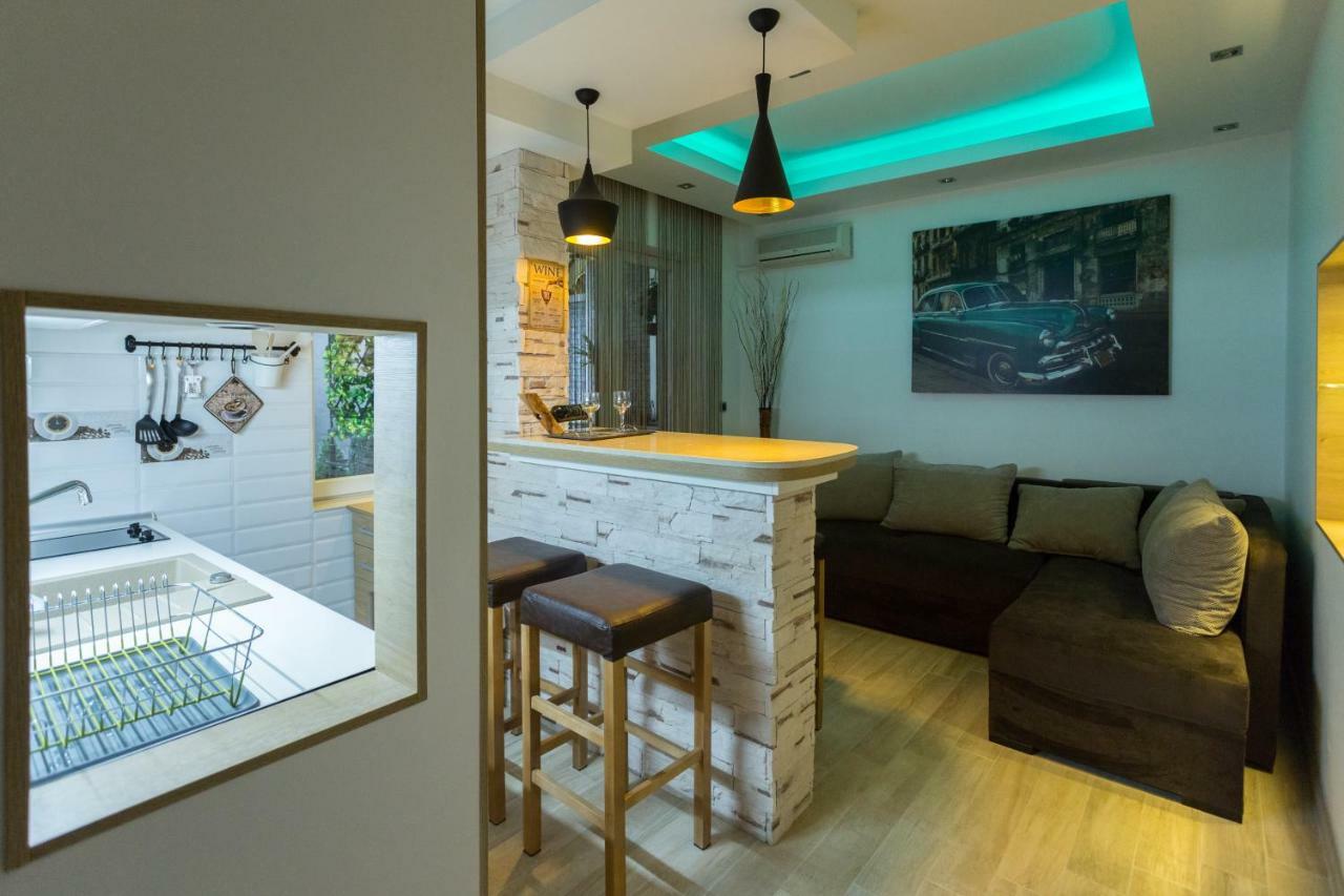 Cosmopolitan One Apartment Belgrado Buitenkant foto